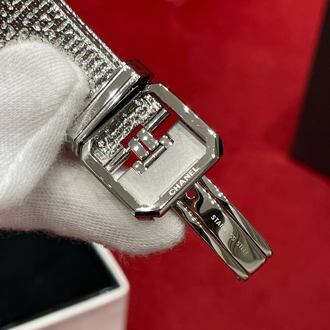 Chanel Boy Friend Watch view 8