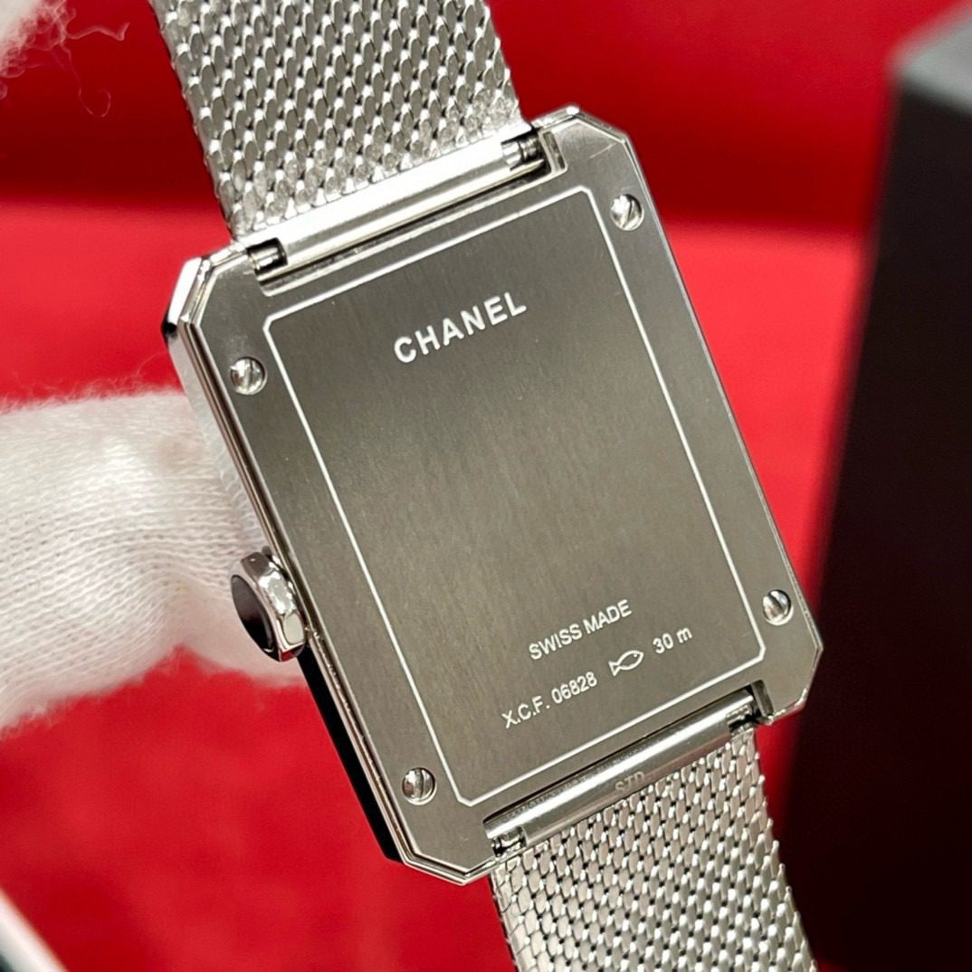 Chanel Boy Friend Watch view 9
