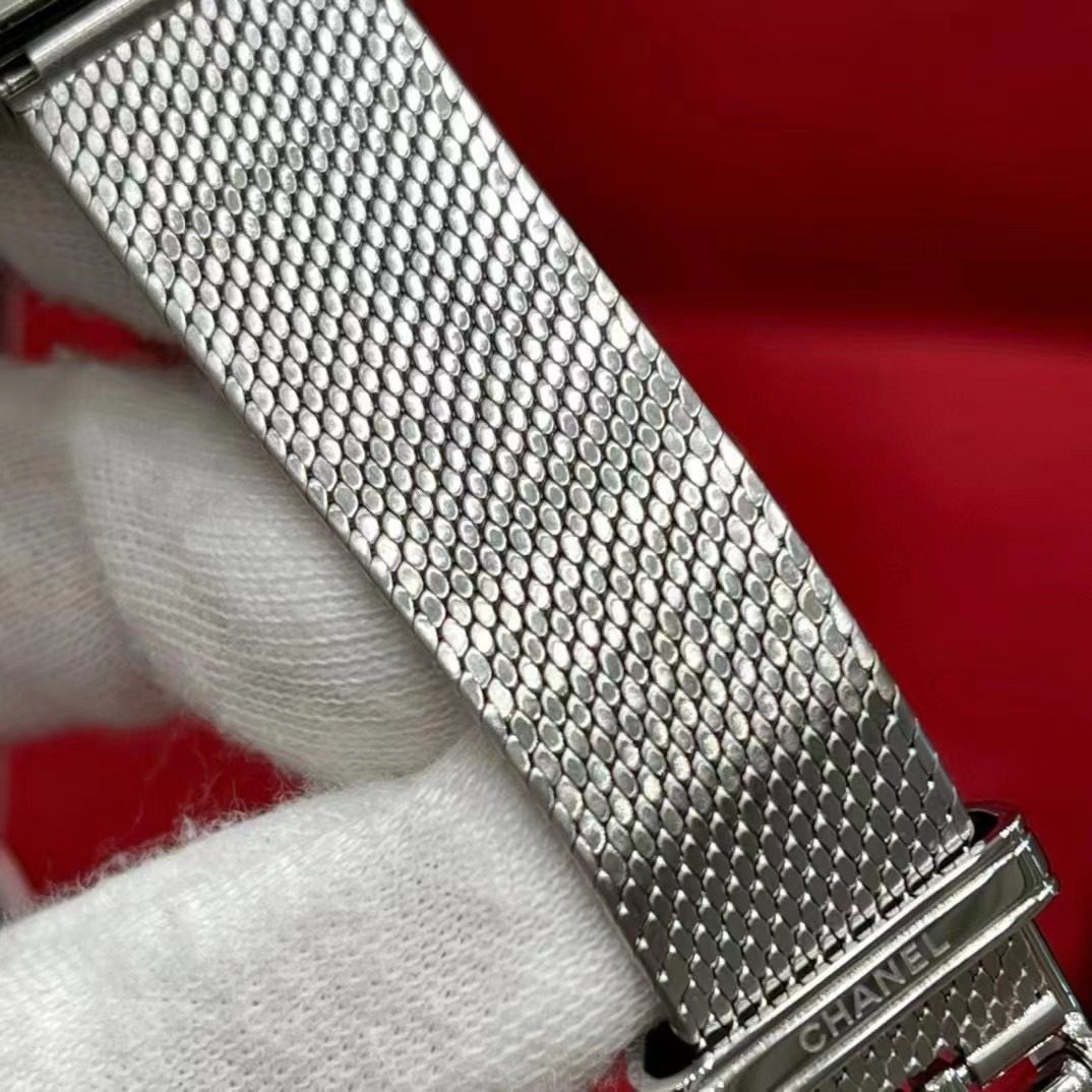 Chanel Boy Friend Watch view 5
