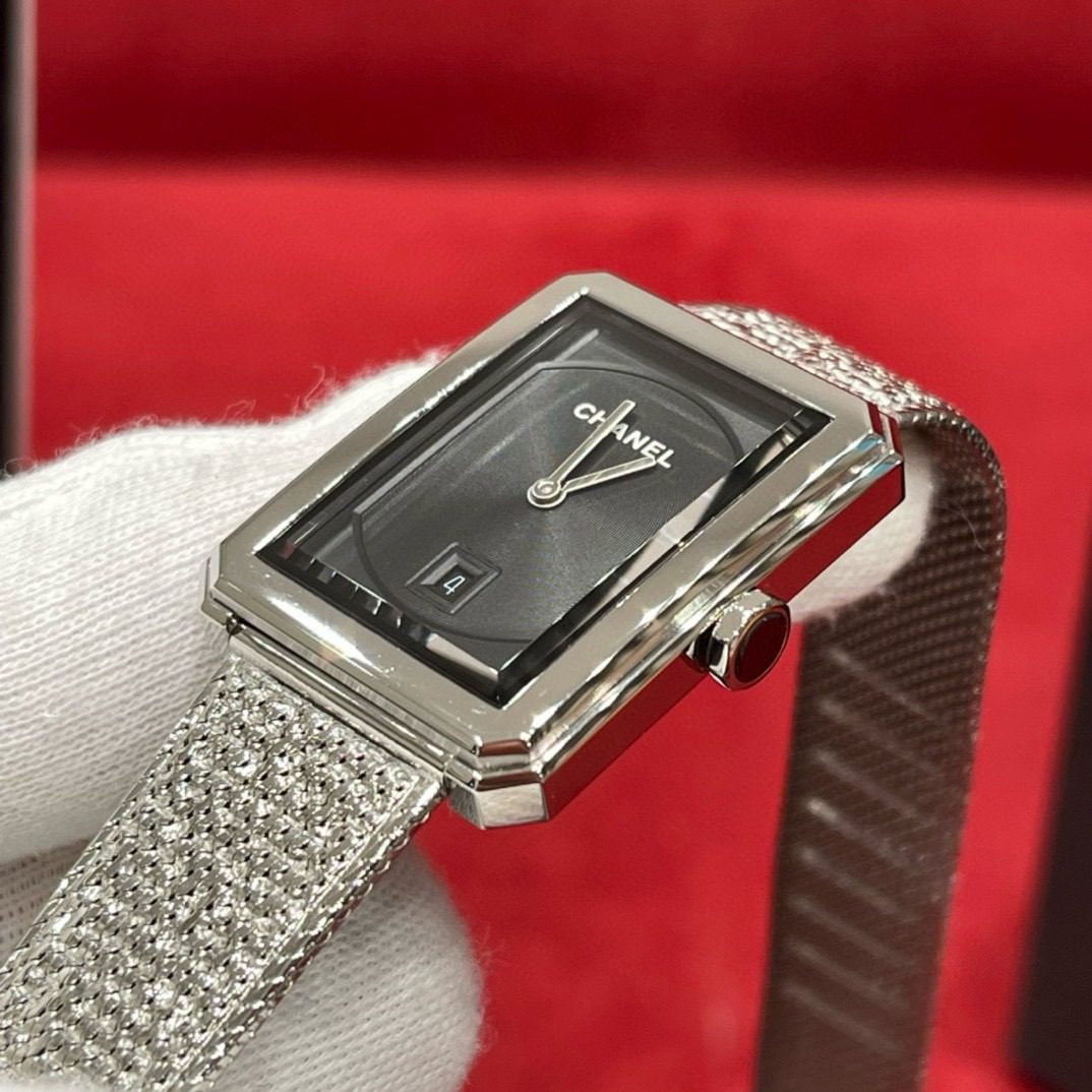 Chanel Boy Friend Watch view 4