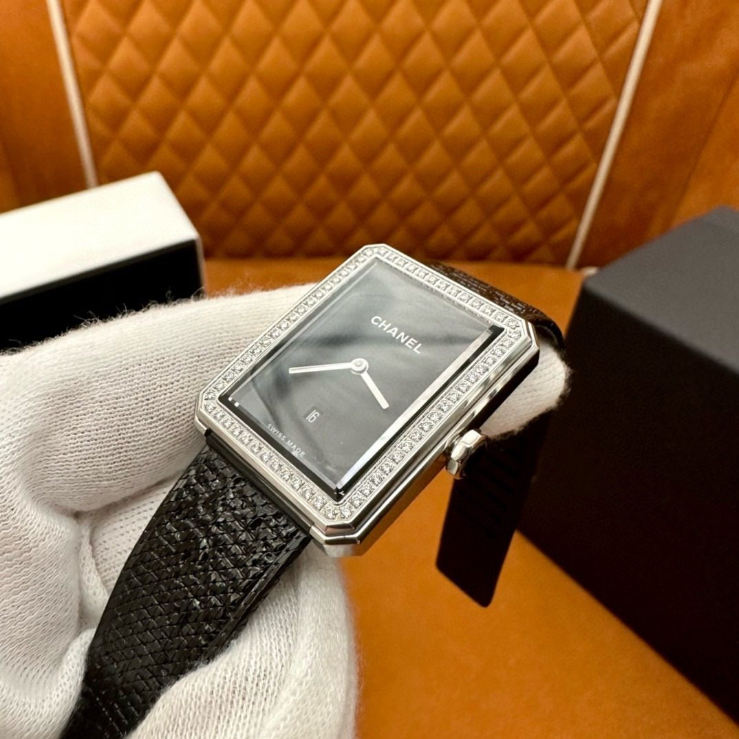 Chanel Boy Friend Watch view 7