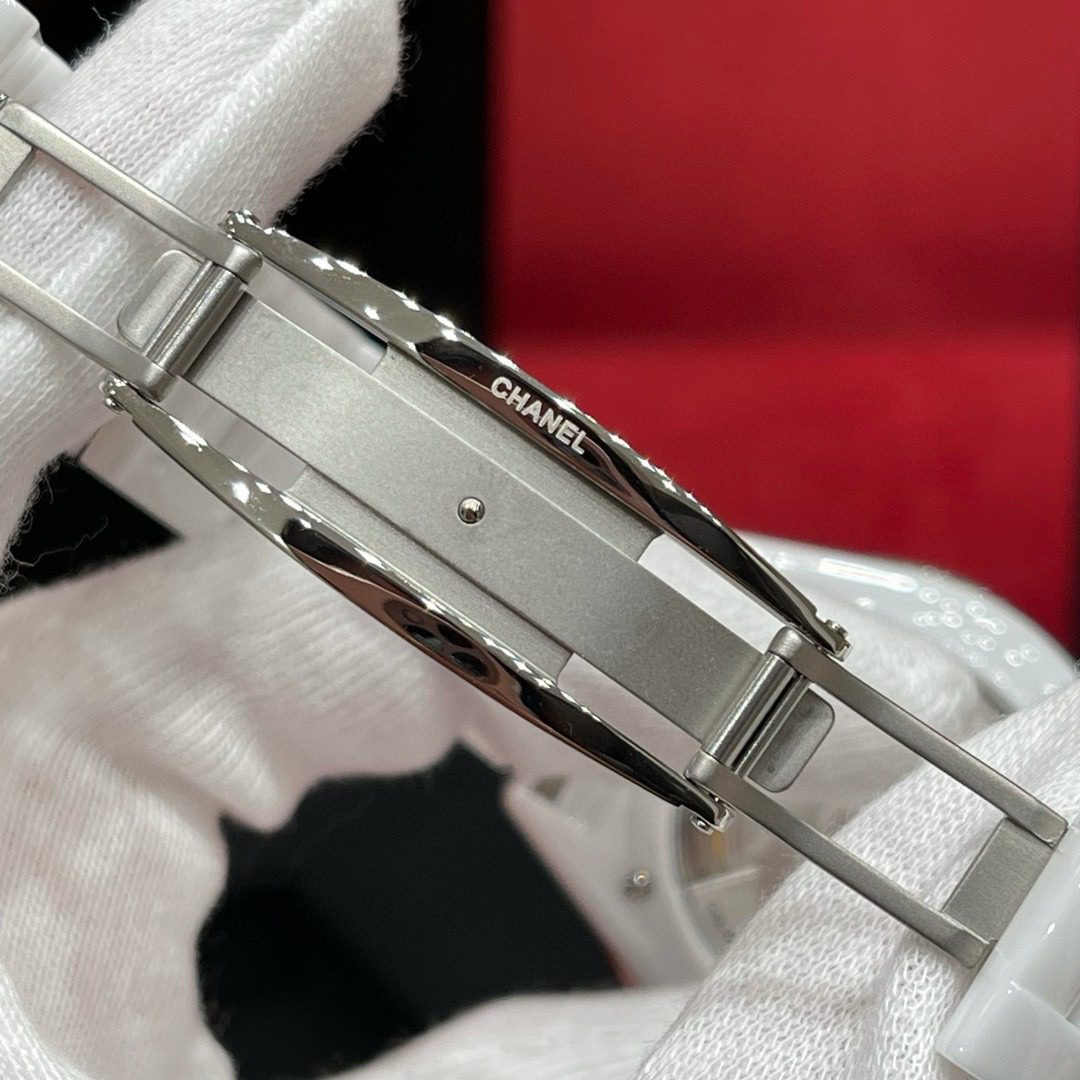 Chanel J12 Watch Caliber 12.2 view 8