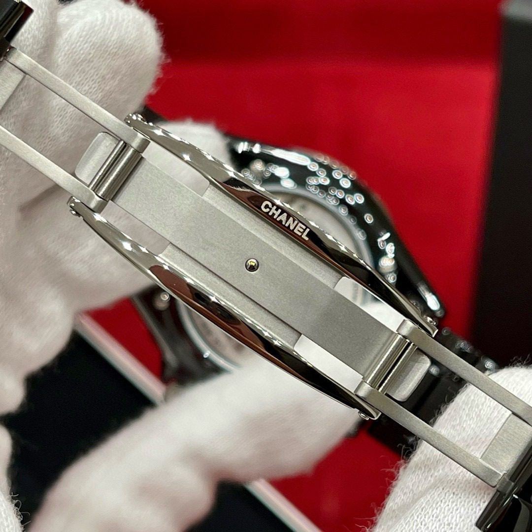 Chanel J12 Watch Caliber 12.2 view 10