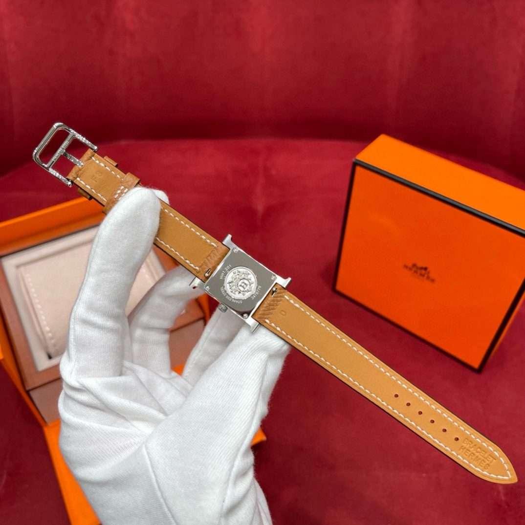 Hermès Heure H watch model view 3