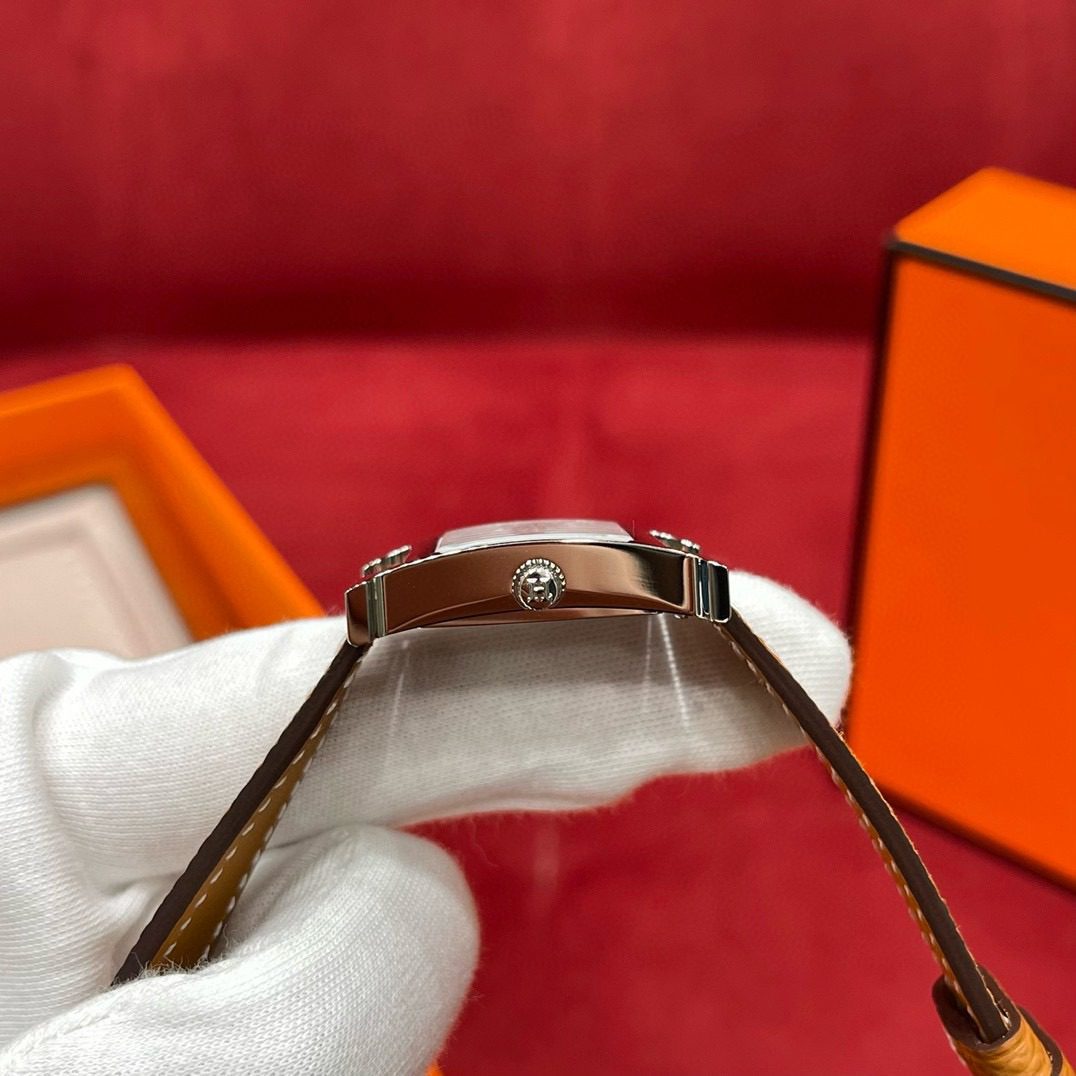 Hermès Heure H watch model view 5