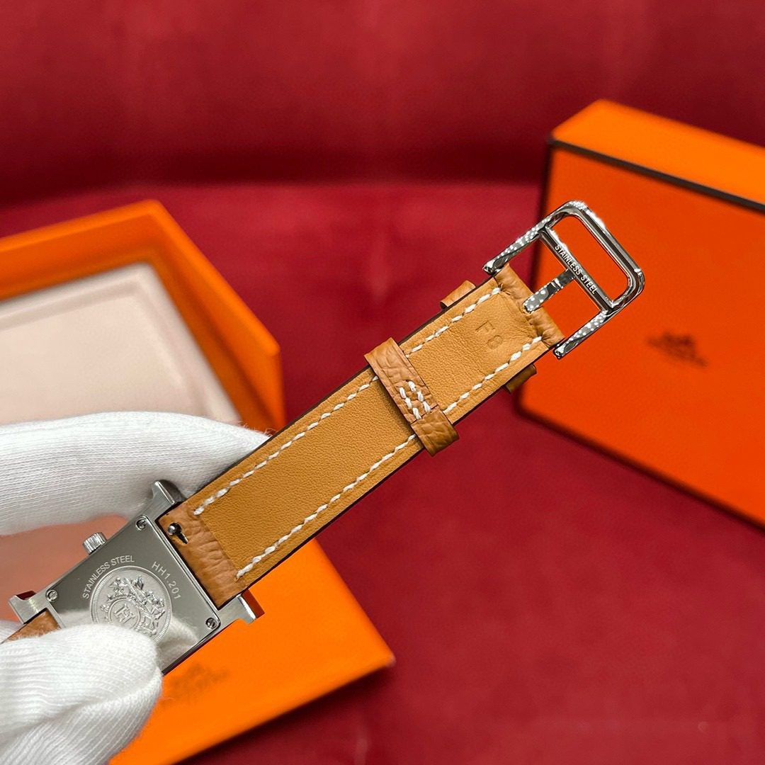 Hermès Heure H watch model view 9