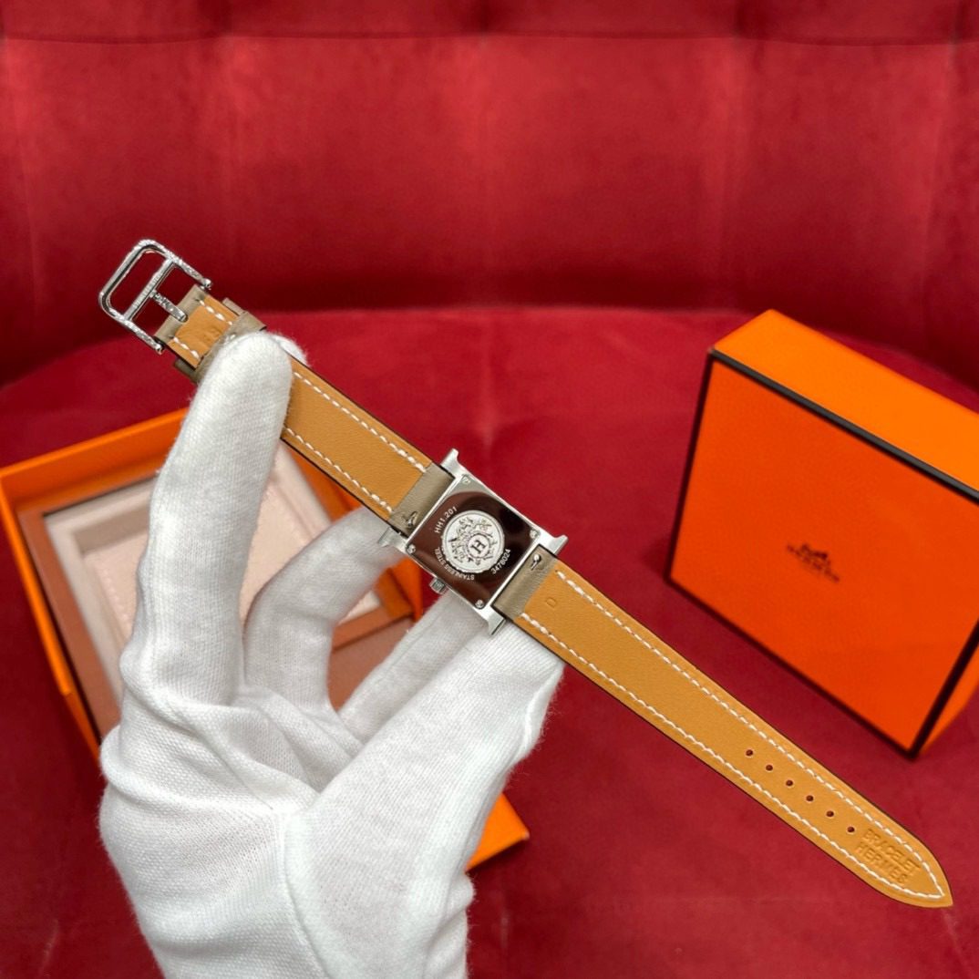 Hermès Heure H watch model view 9