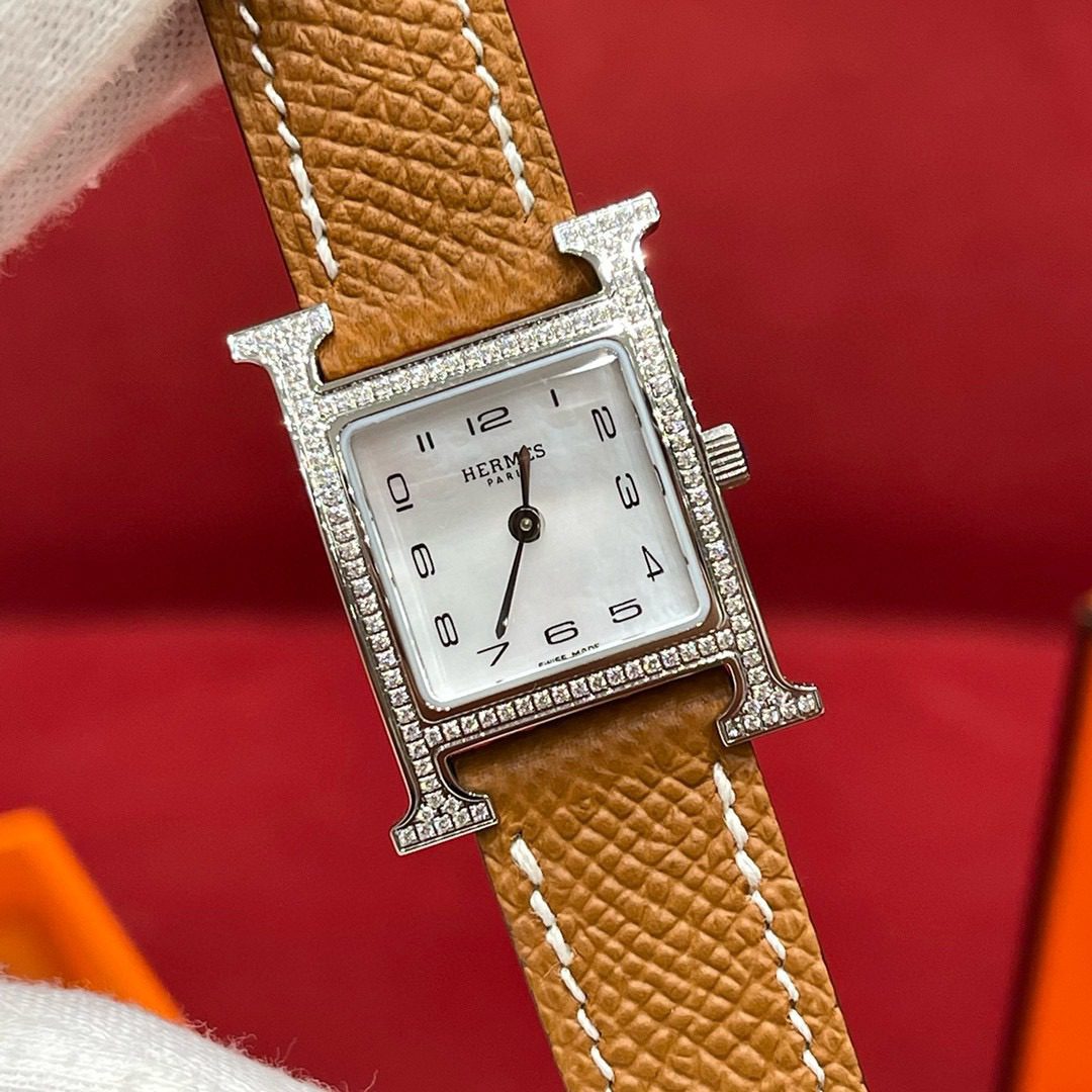 Hermès Heure H watch model view 1