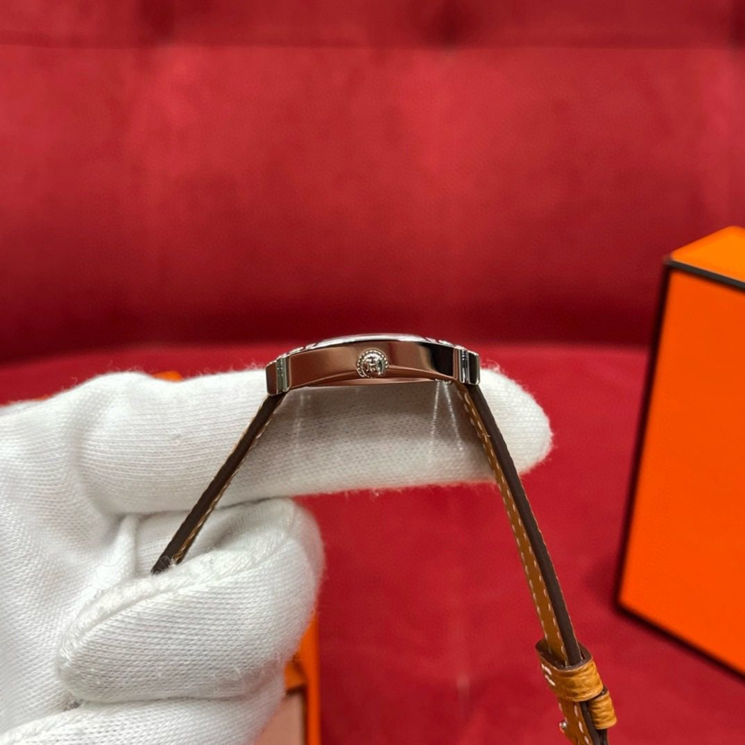 Hermès Heure H watch model view 4