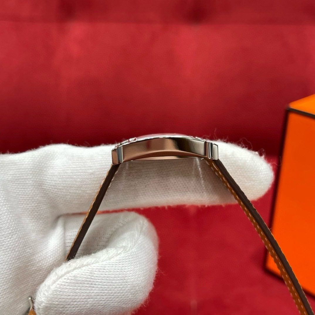Hermès Heure H watch model view 5