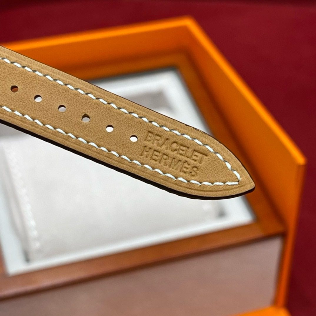 Hermès Heure H watch model view 9