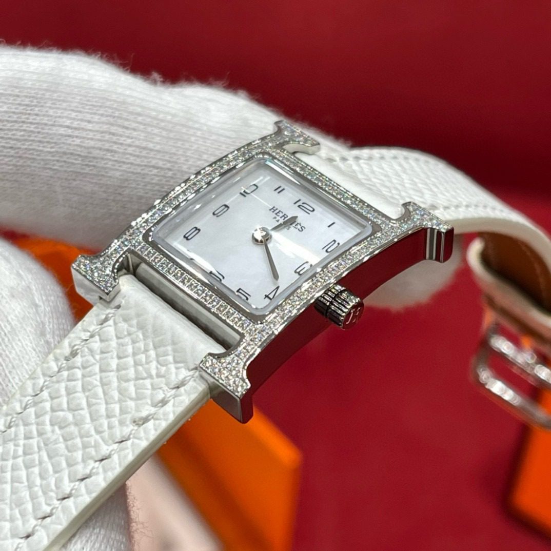 Hermès Heure H watch model view 3
