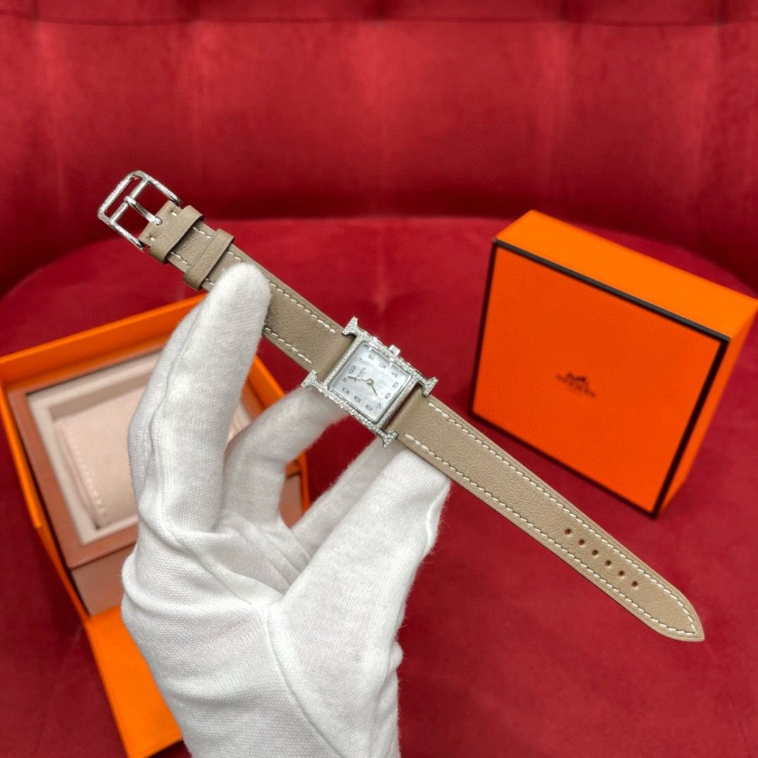 Hermès Heure H watch model view 5