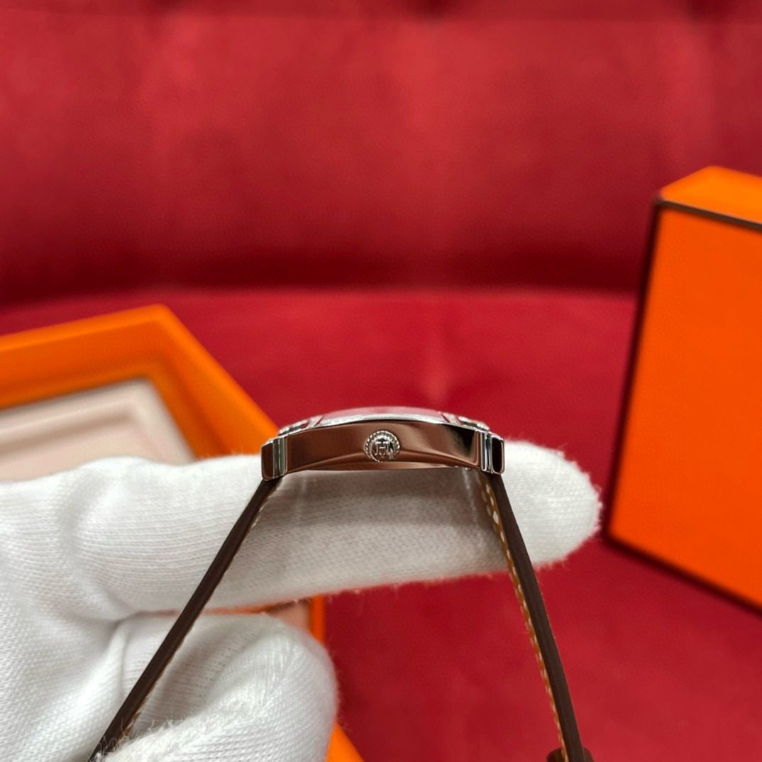 Hermès Heure H watch model view 9