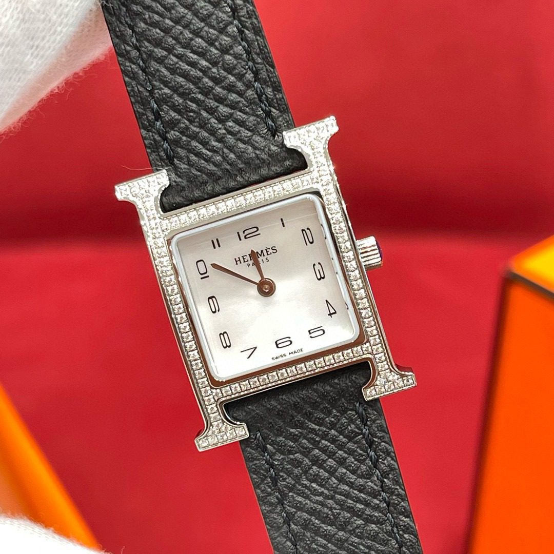 Hermès Heure H watch model view 2