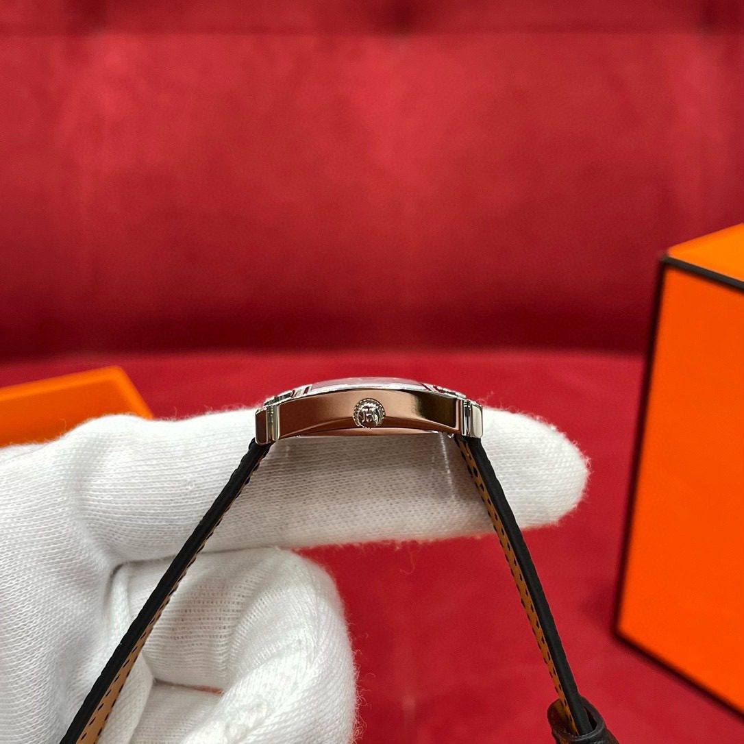 Hermès Heure H watch model view 4