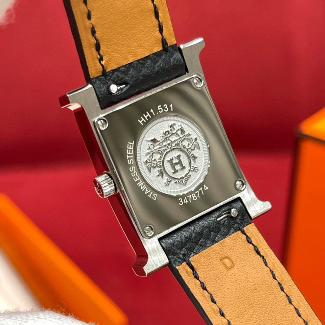 Hermès Heure H watch model view 8