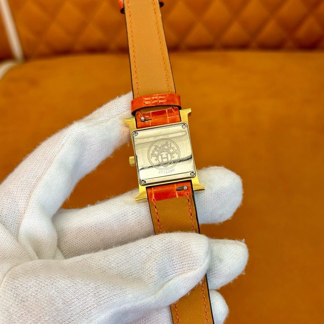 Hermès Heure H watch model view 4