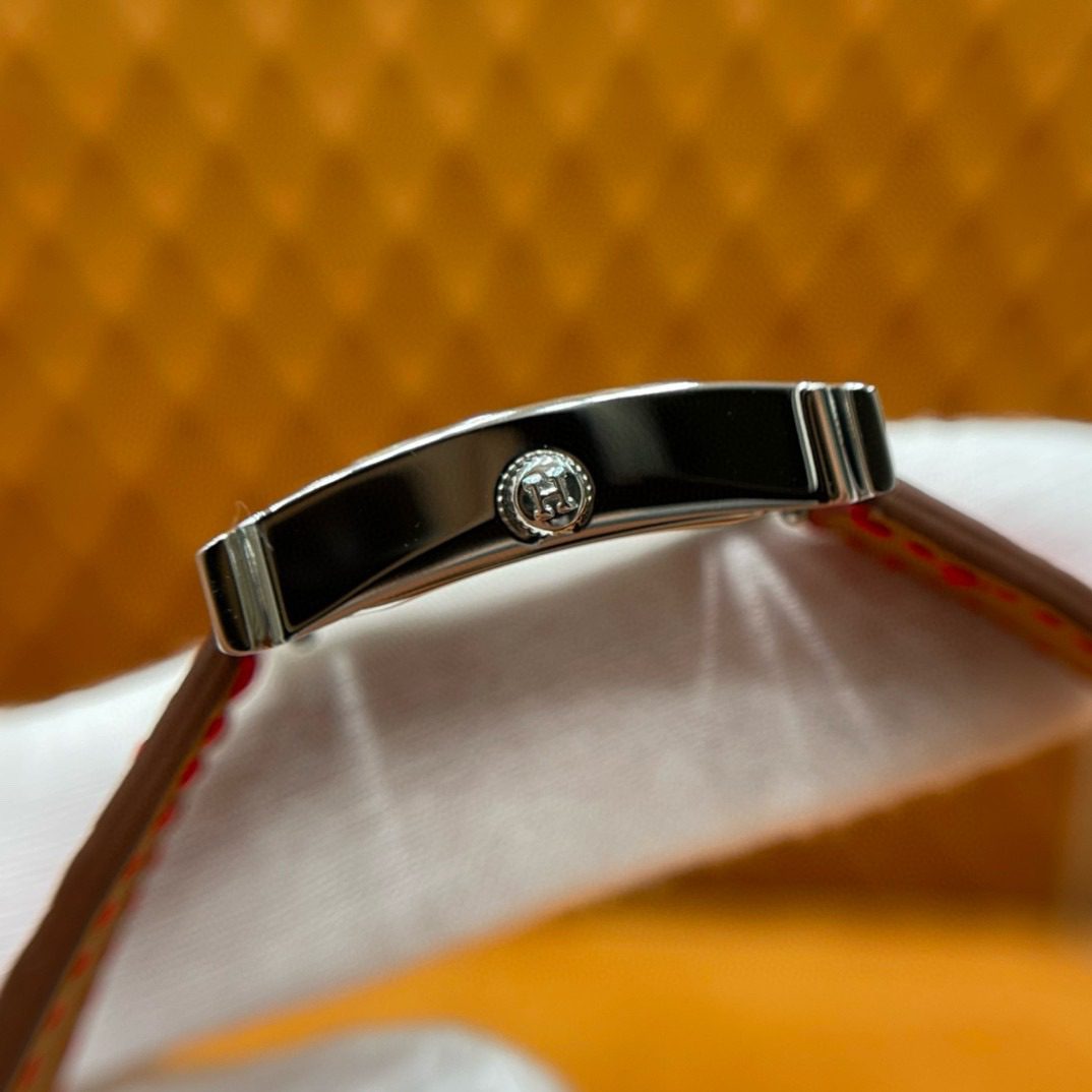 Hermès Heure H watch model view 9