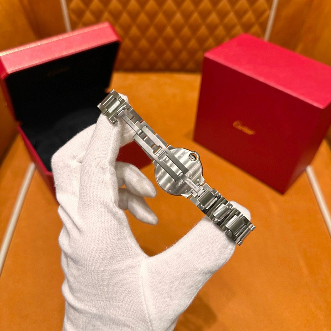 Cartier Ballon Bleu De Watch view 8