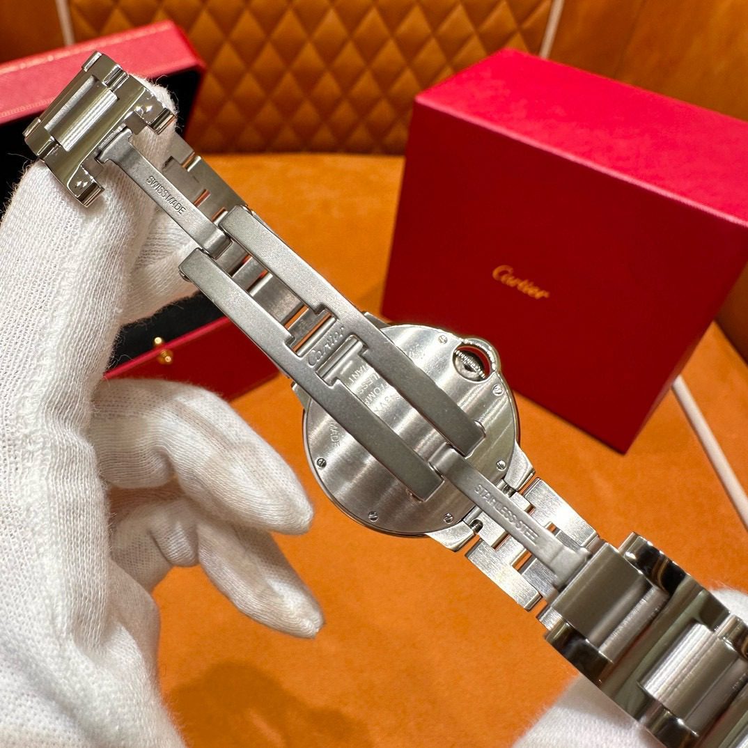 Cartier Ballon Bleu De Watch view 9