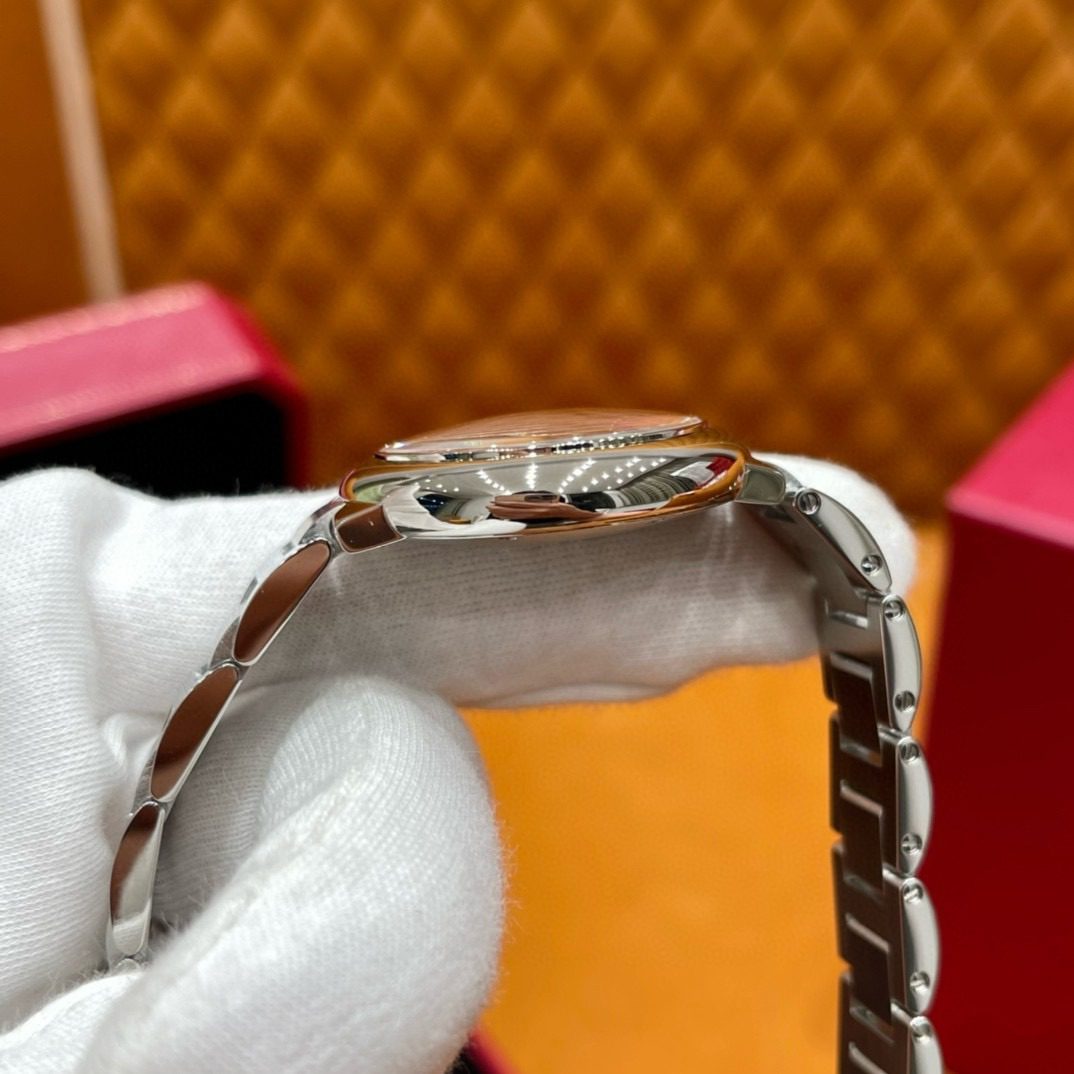 Cartier Ballon Bleu De Watch view 5