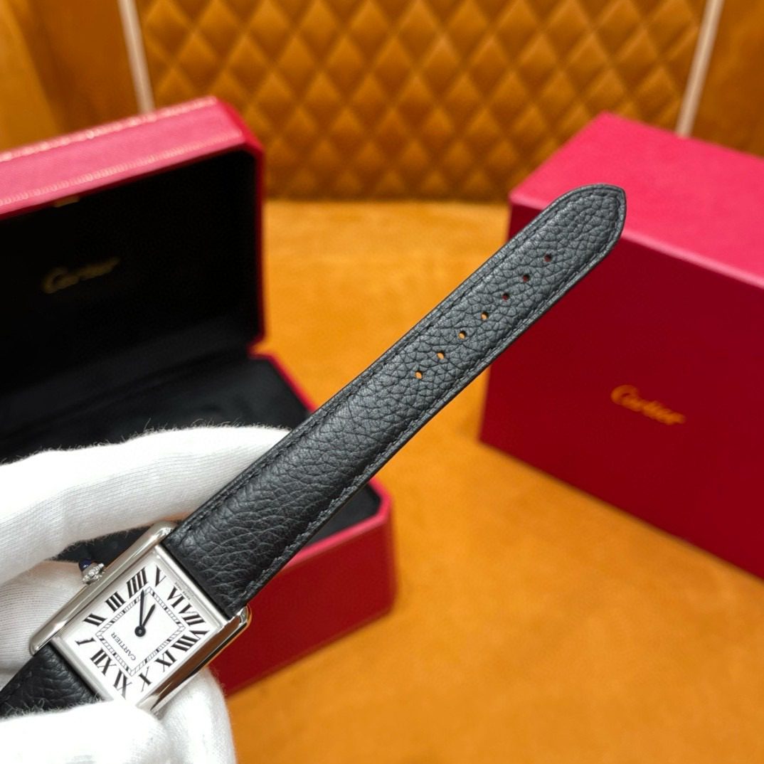 Cartier Tank Must Watch view 12