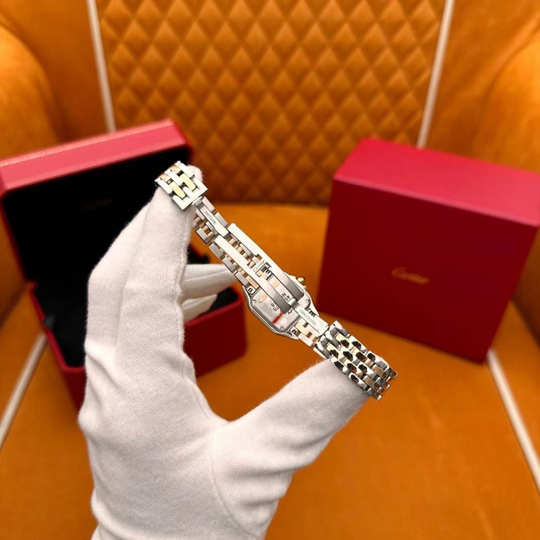 Cartier PanthèRe De Watch view 7