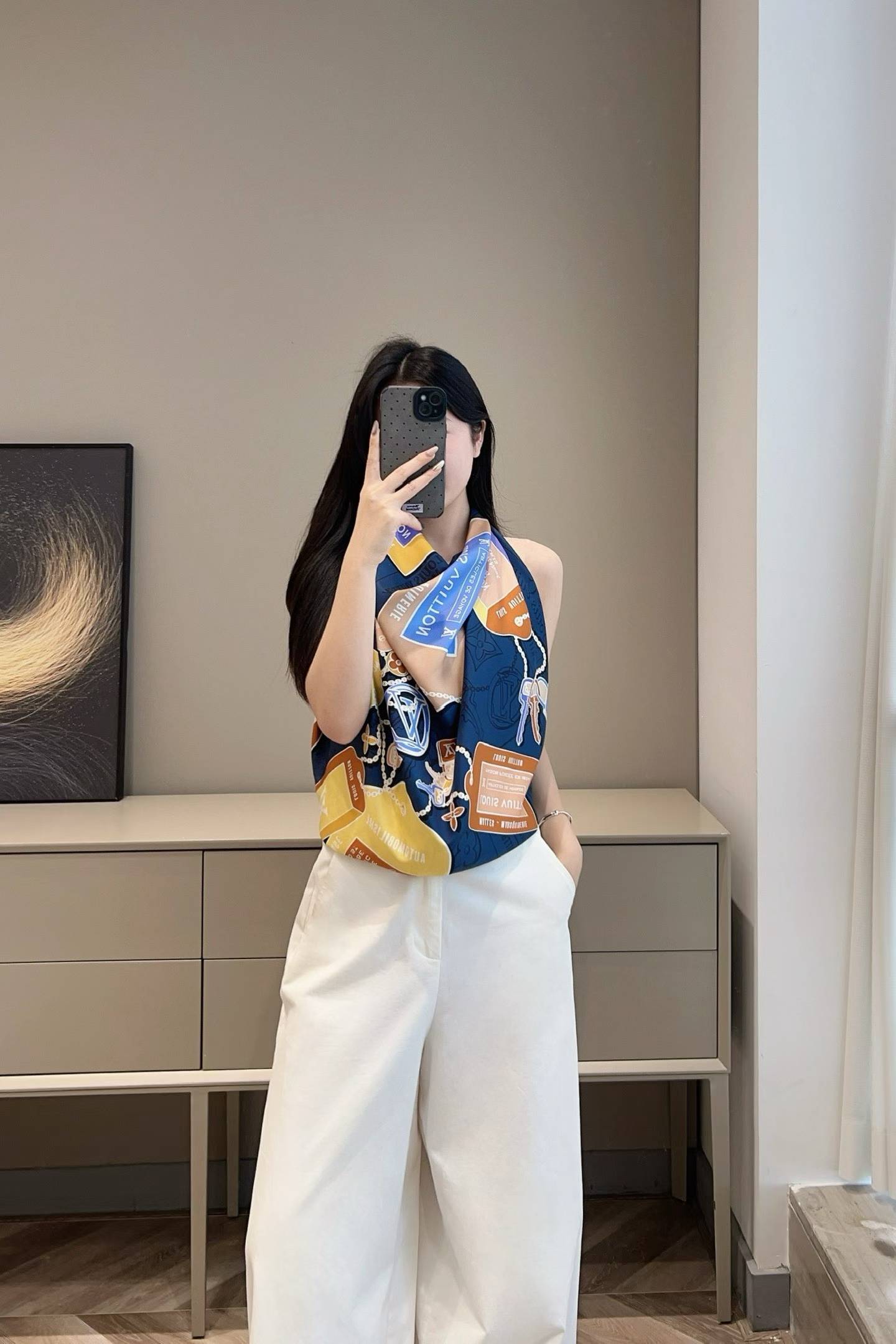 Louis Vuitton Square silk scarf view 11