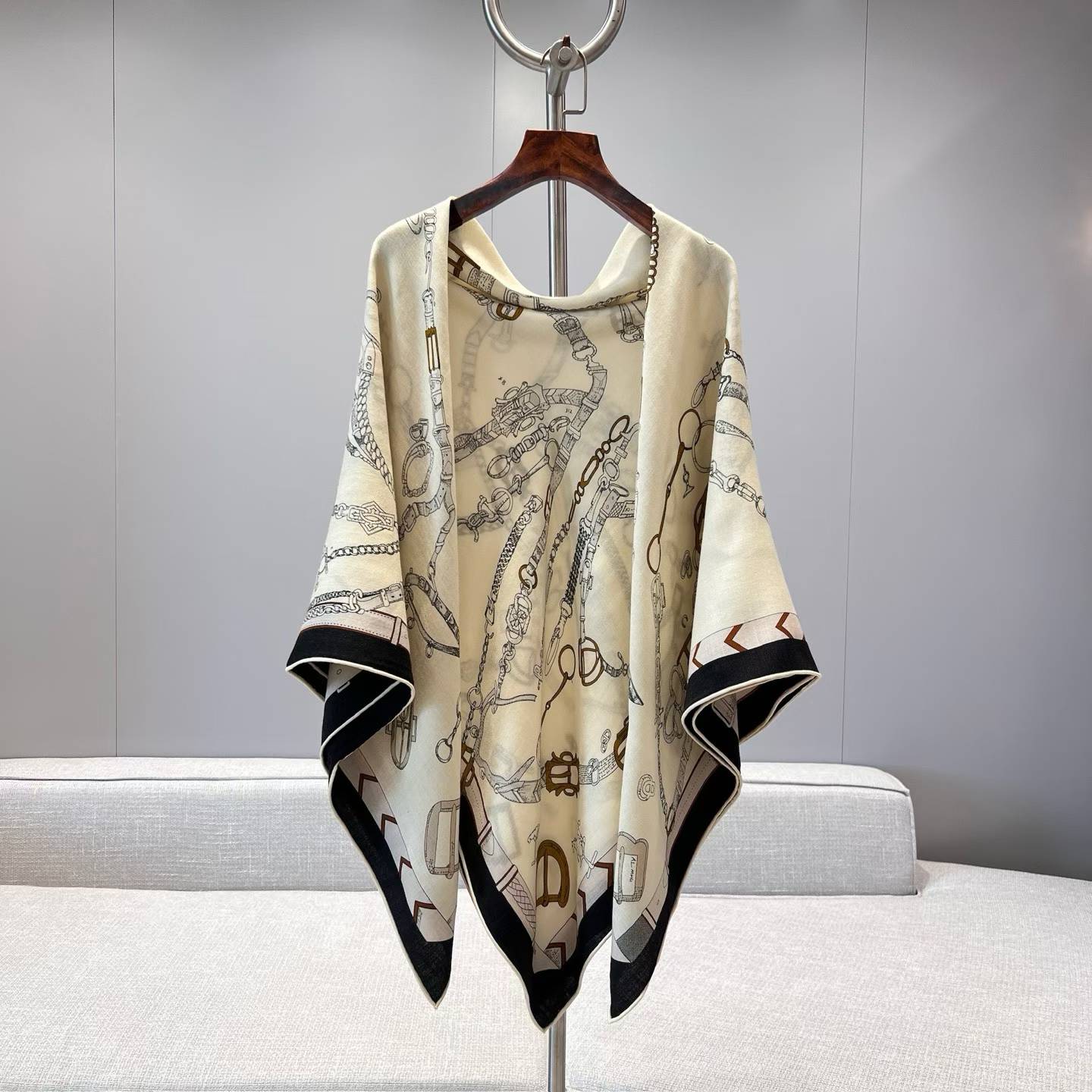 Hermès square towel view 16