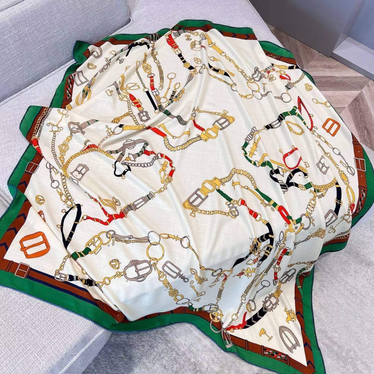 Hermès square towel view 4