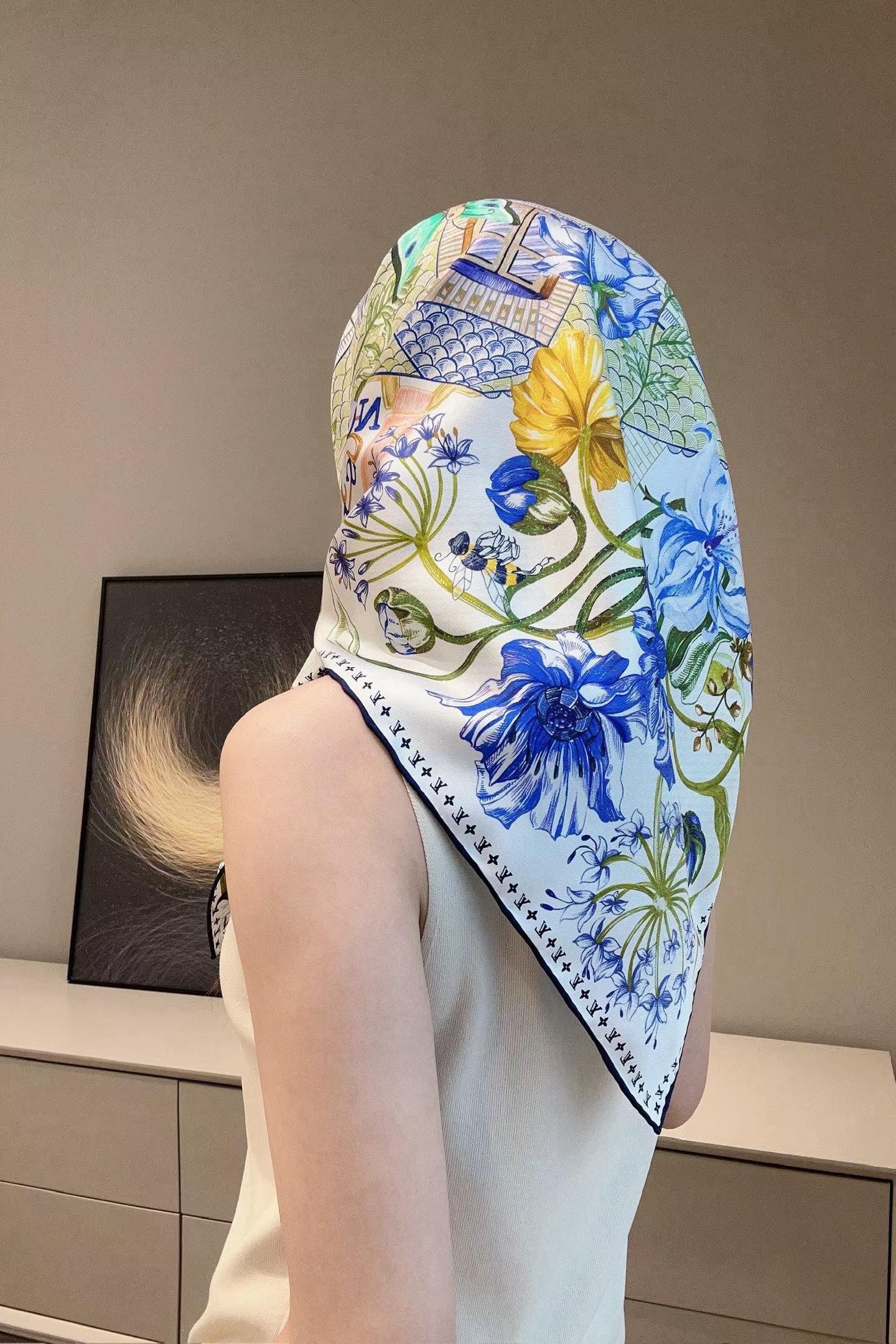 Hermès LOUIS VUTTION Square scarf view 5