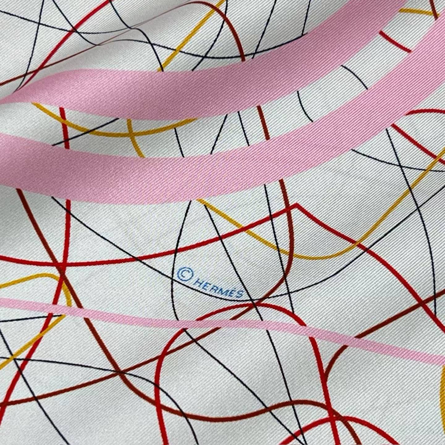 Hermès Square scarf view 5