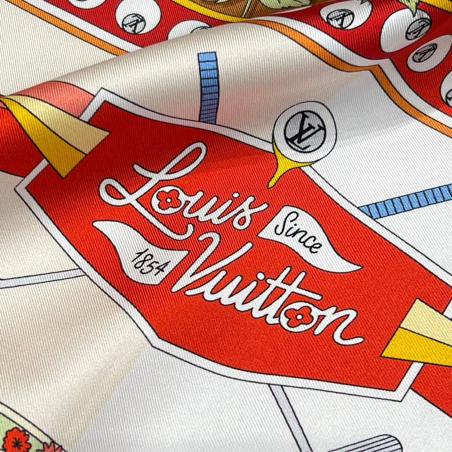 Louis Vuitton Square scarf view 4