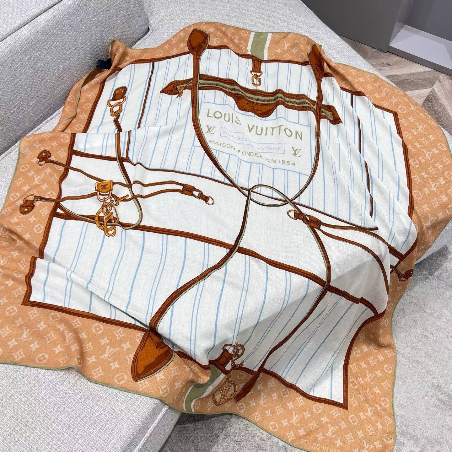 Louis Vuitton Square silk scarf view 18