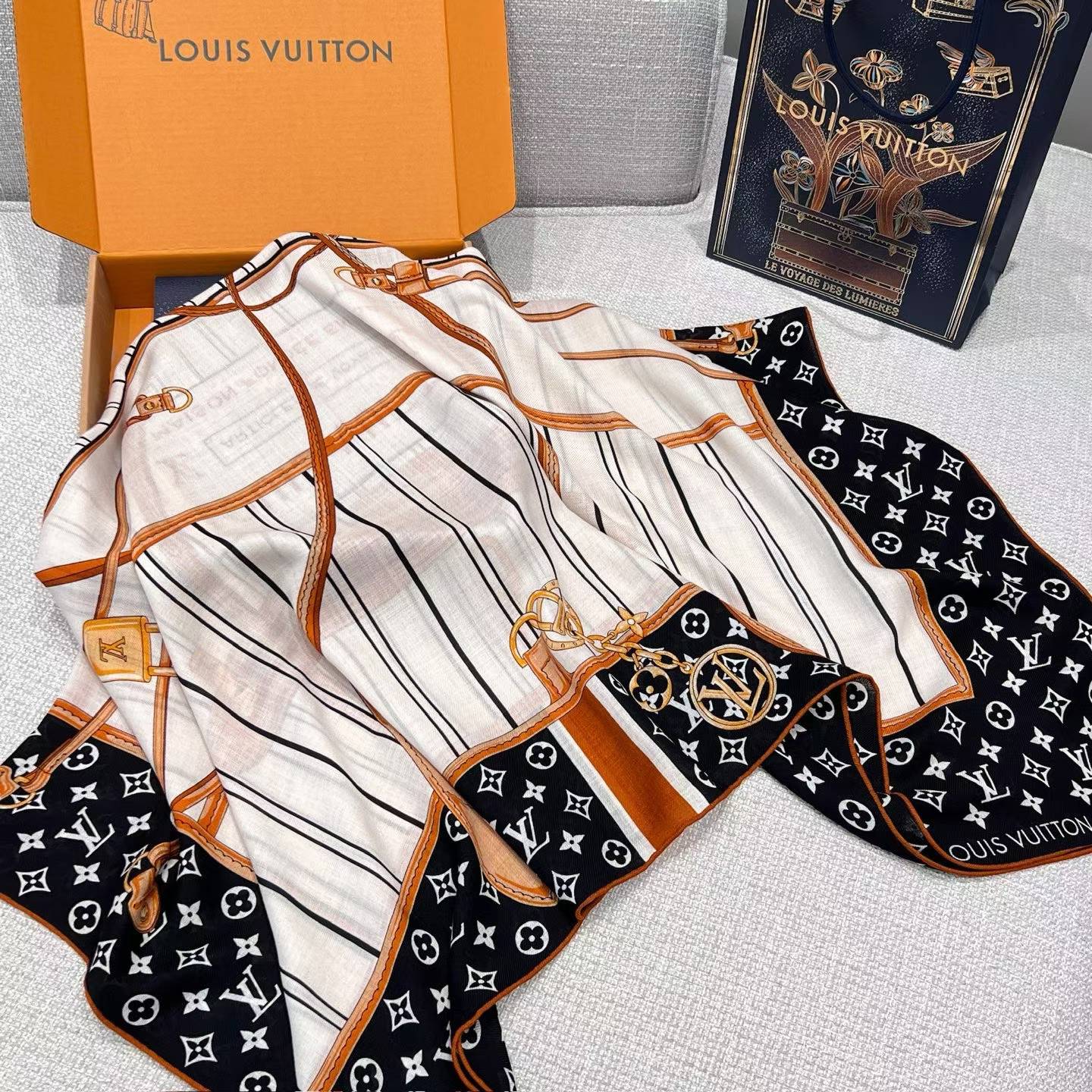Louis Vuitton Square silk scarf view 6