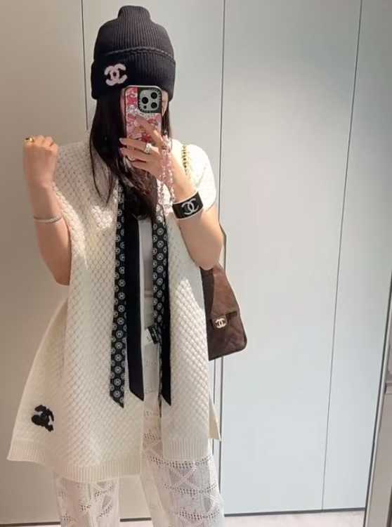 Chanel 26C Bow ribbon view 1