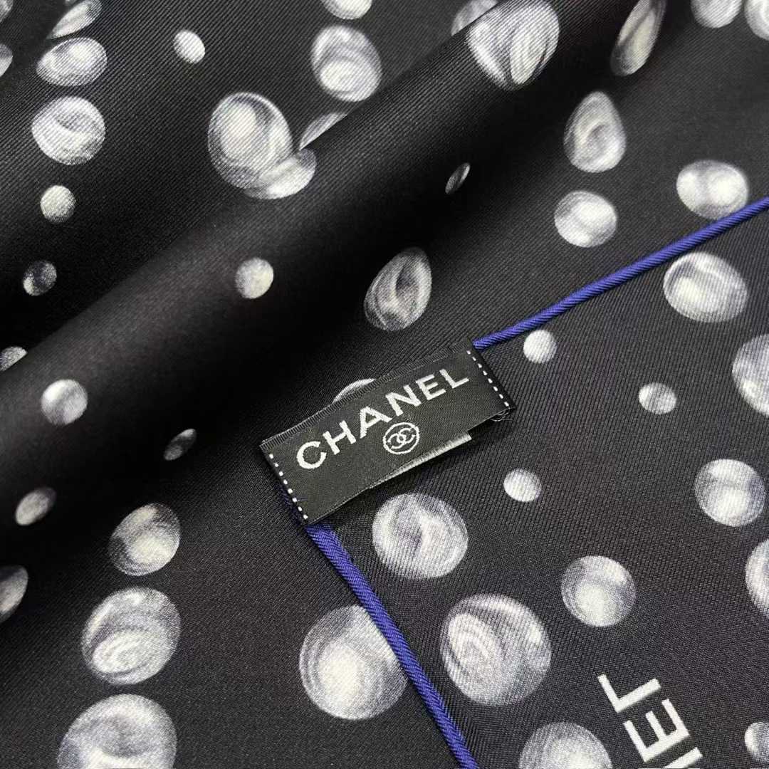 Hermès CHANEL Square silk scarf view 5