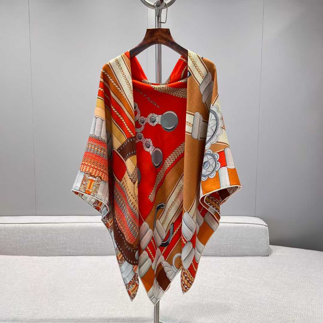 Hermès Square silk scarf view 11
