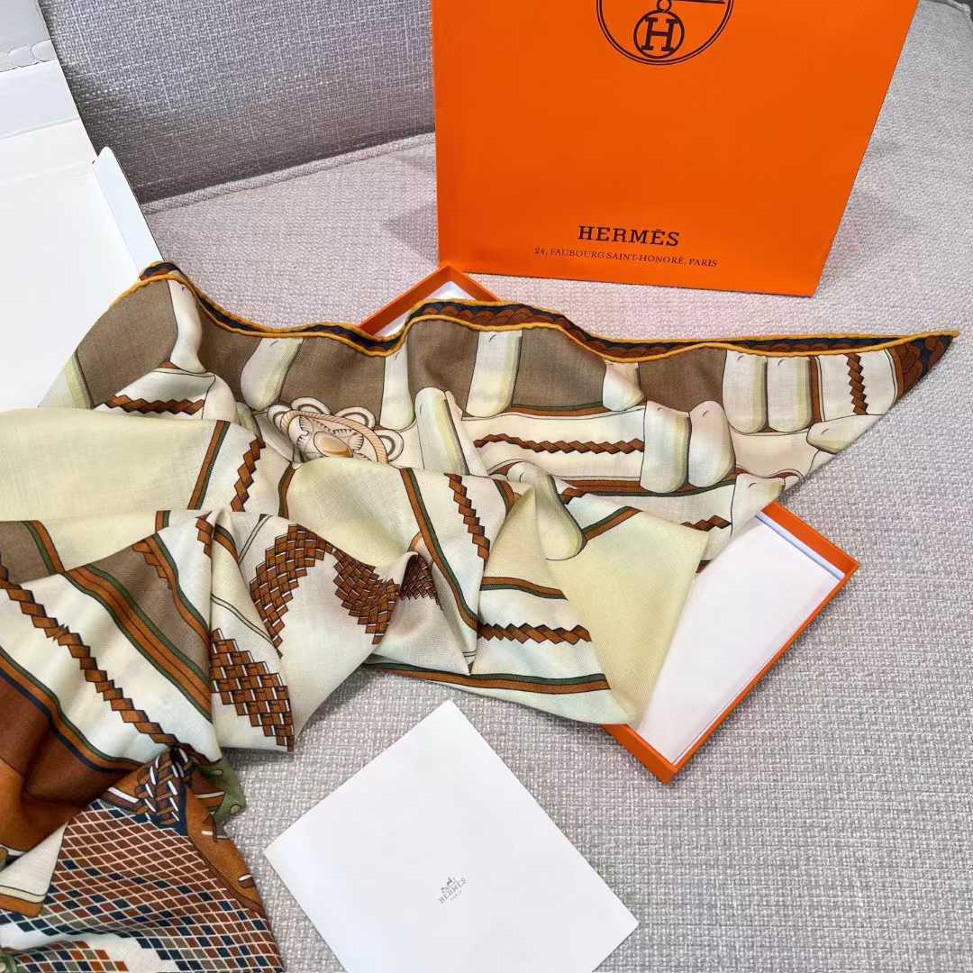 Hermès Square silk scarf view 7