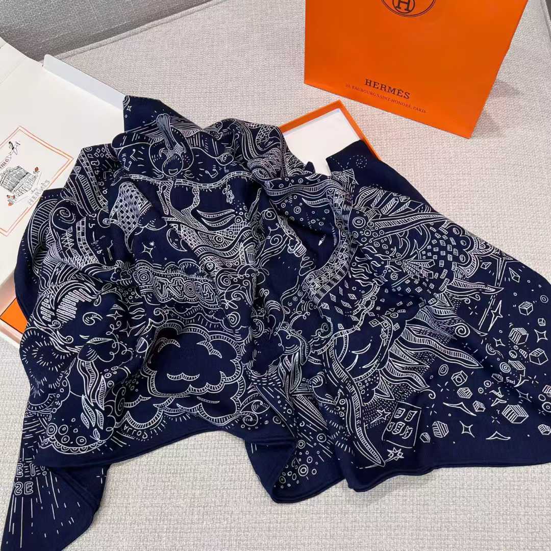 Hermès Square silk scarf view 7