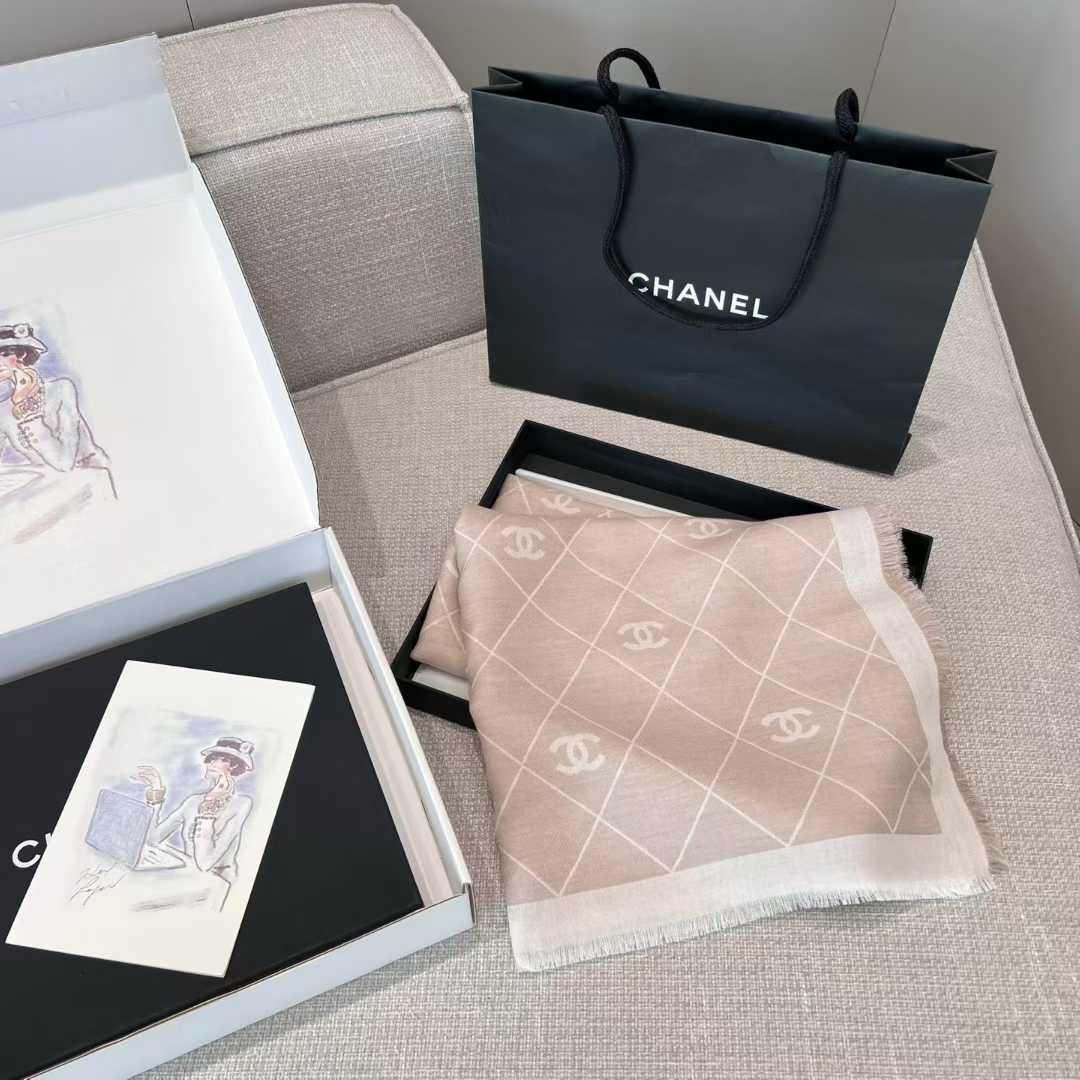 Chanel Scarf view 18