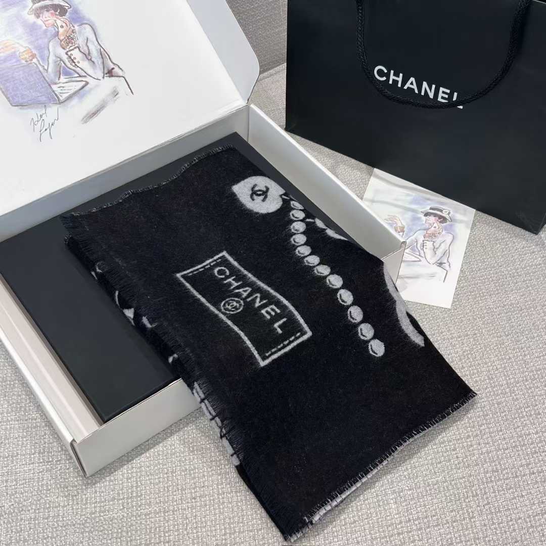 Chanel Scarf view 9
