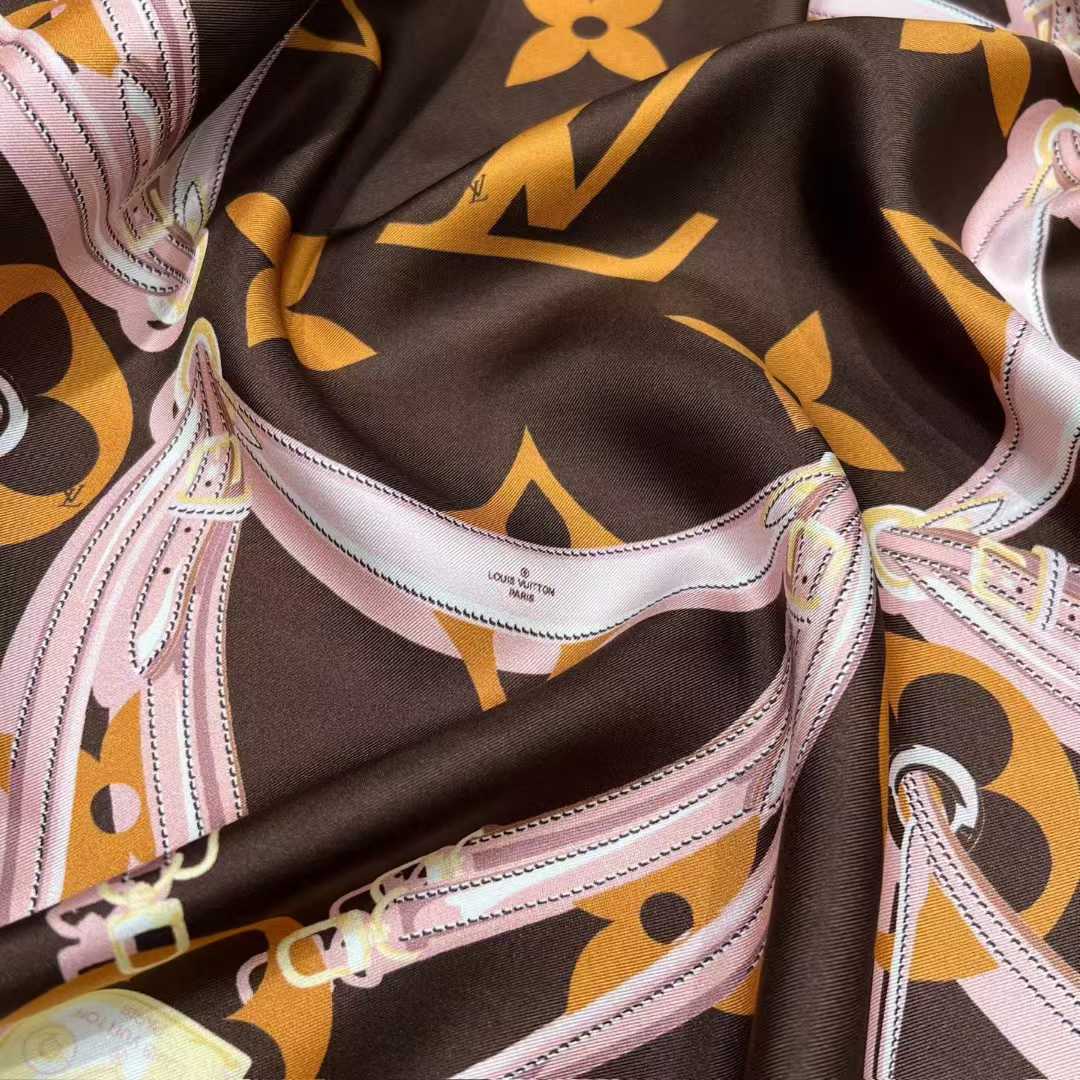 Louis Vuitton Burgundy view 3