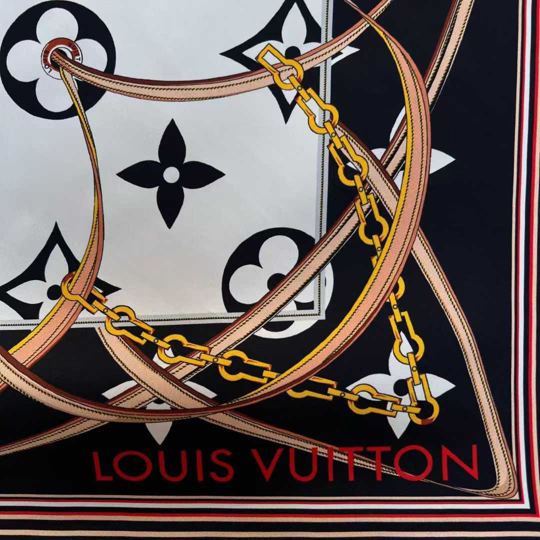 Louis Vuitton Burgundy view 3