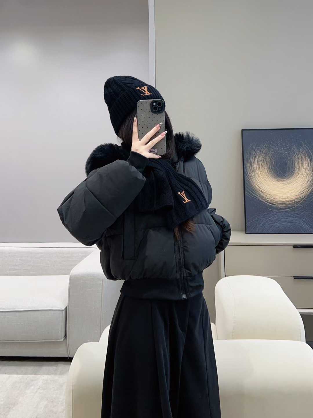 Louis Vuitton Only Mini Cabl view 14