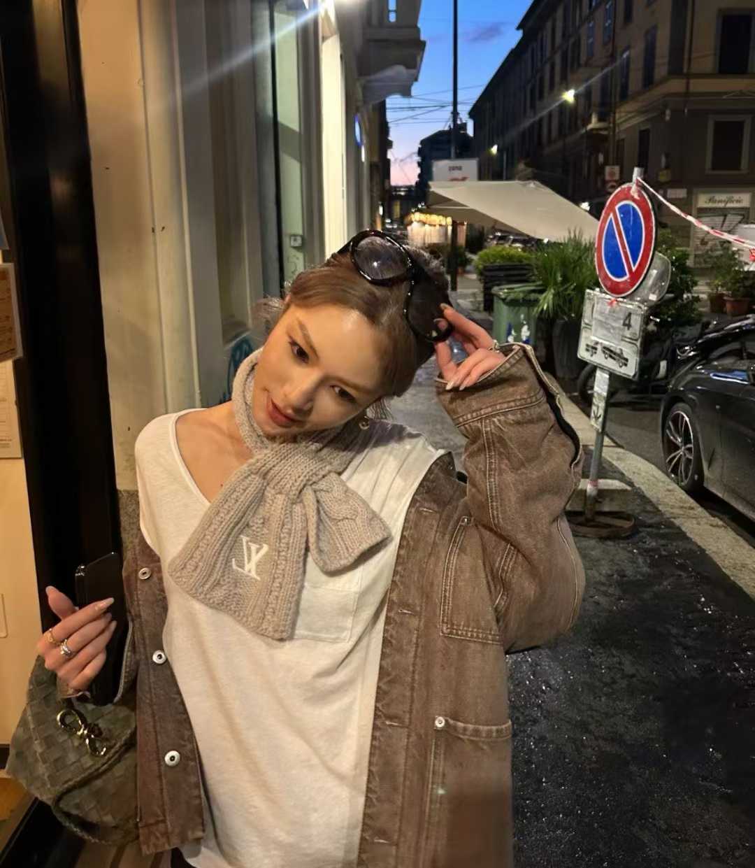 Louis Vuitton Only Mini Cabl view 8