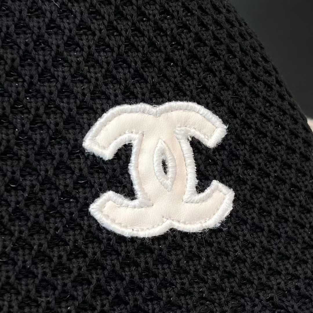 Chanel Fisherman’s hat view 3