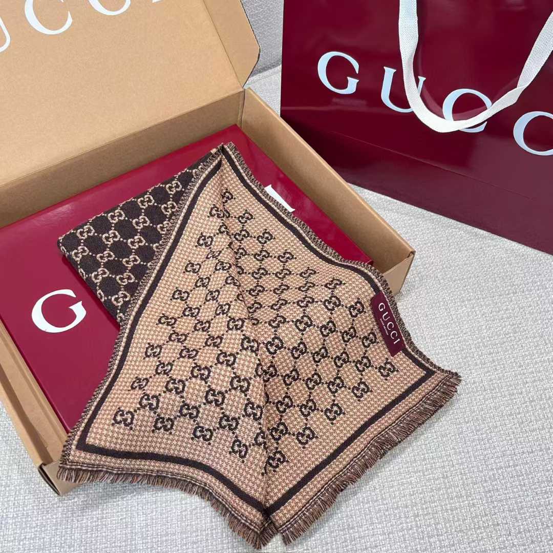 Gucci Scarf view 15