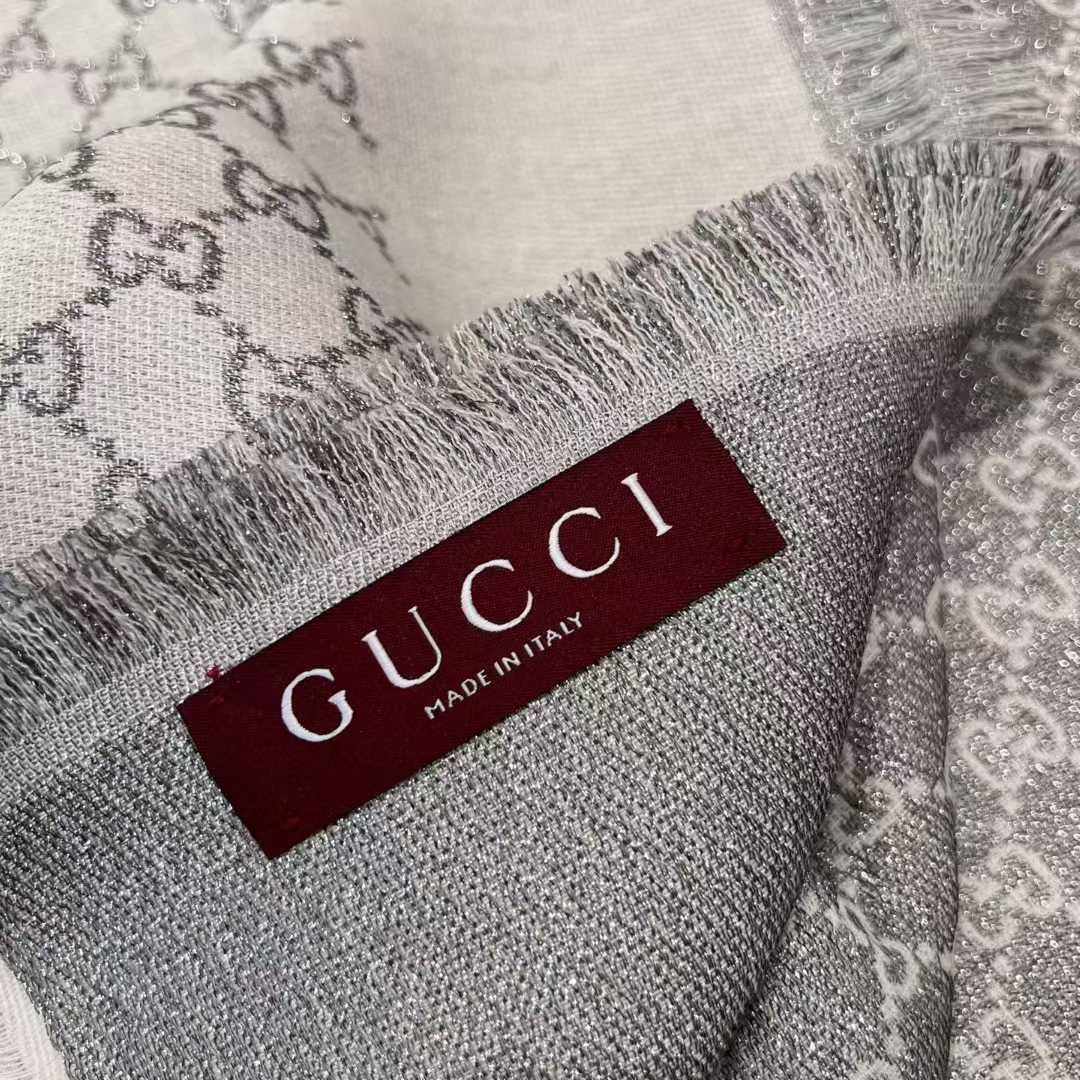 Gucci Shawl view 14